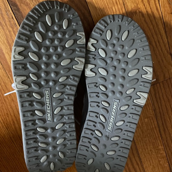 Skechers Sneakers - Picture 9 of 16